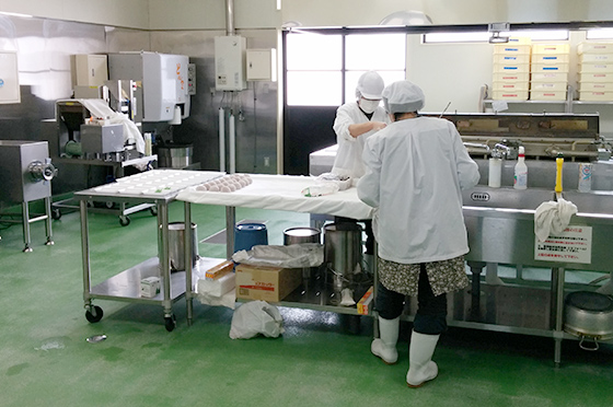 道の駅に隣接する農産品加工所
